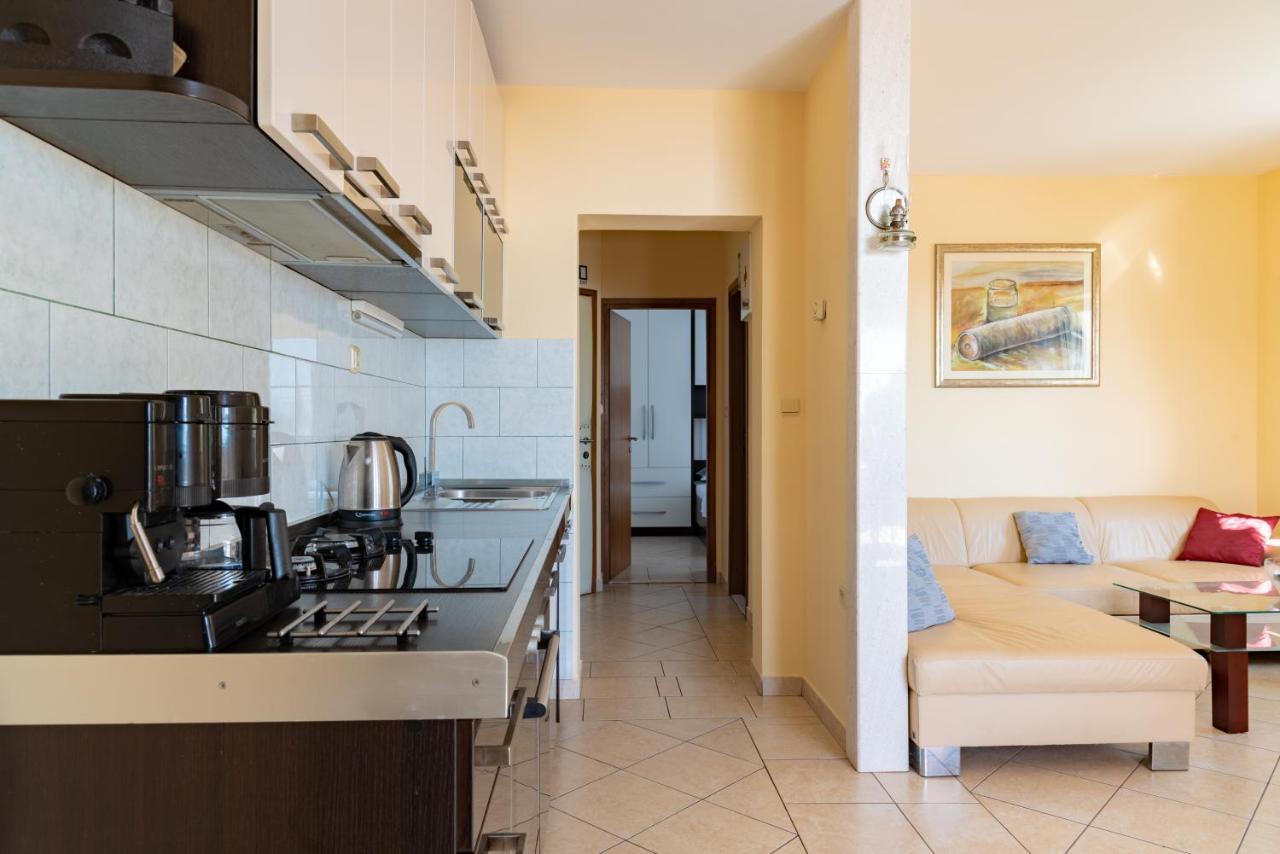Apartments Matic 로고즈니차 외부 사진